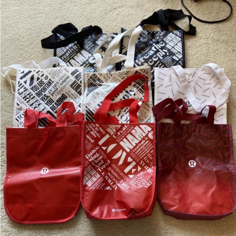Lululemon reusable shopping totes
